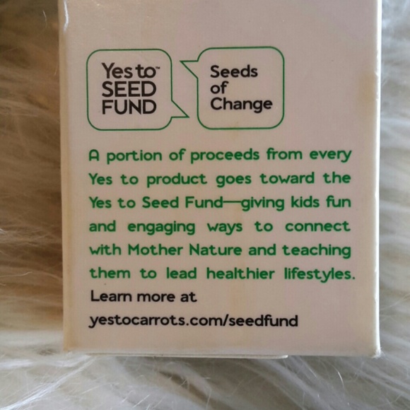 NIB Yes To Cucumbers Daily Calming Moisturizer - Picture 7 of 8